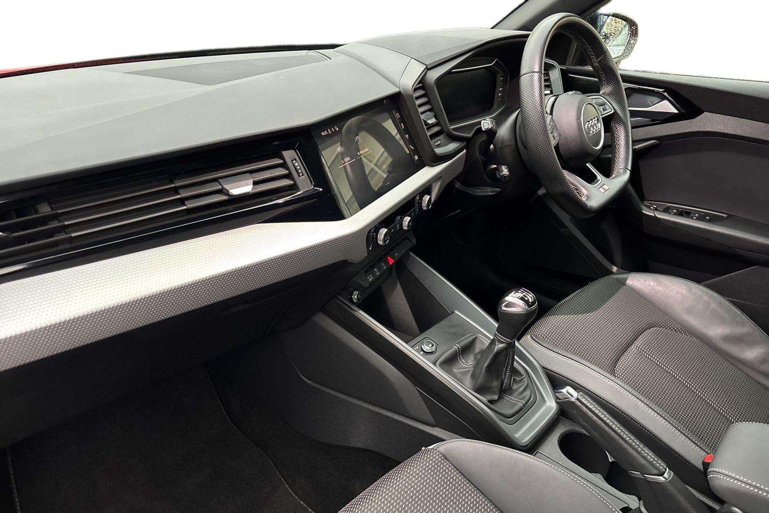 Used Audi A1 2023 for sale - 76967878: Photo 2