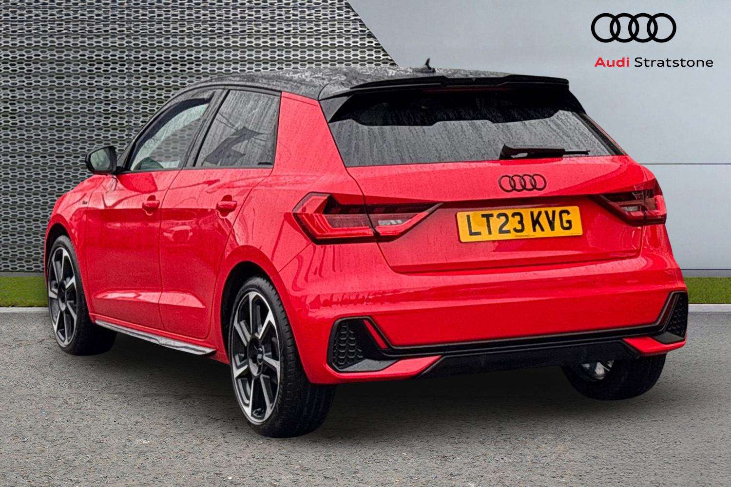 Used Audi A1 2023 for sale - 76967878: Photo 3