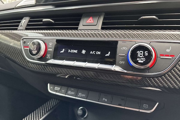 Used Audi RS4 2024 for sale - 76262440: Photo 29