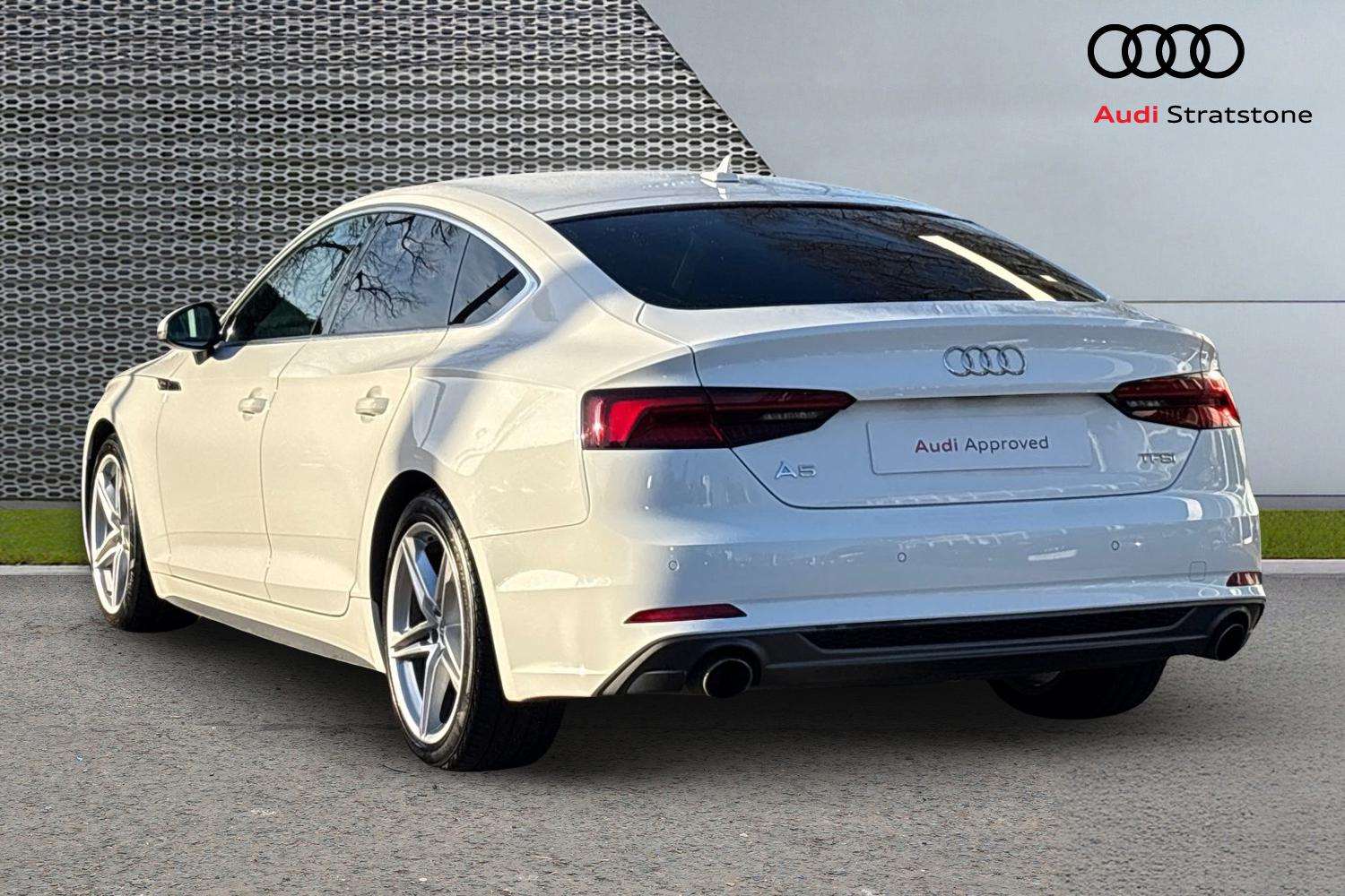 Used Audi A5 2018 for sale - 76732229: Photo 3