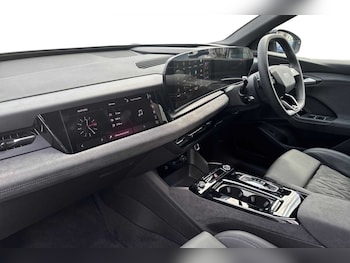 Used Audi Q6 e-tron 2025 for sale - 75143632: Photo