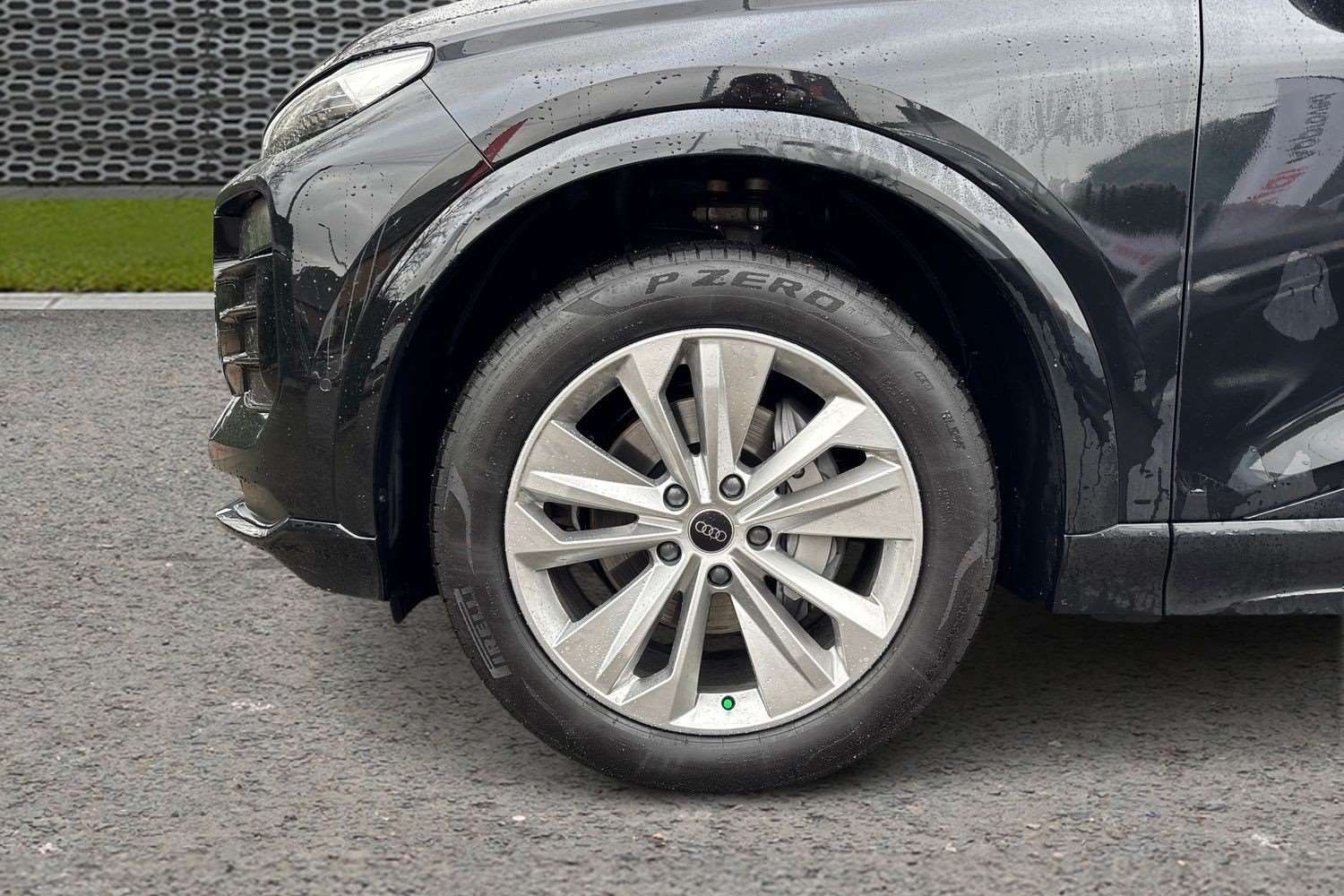 Used Audi Q6 e-tron 2025 for sale - 76692158: Photo 11