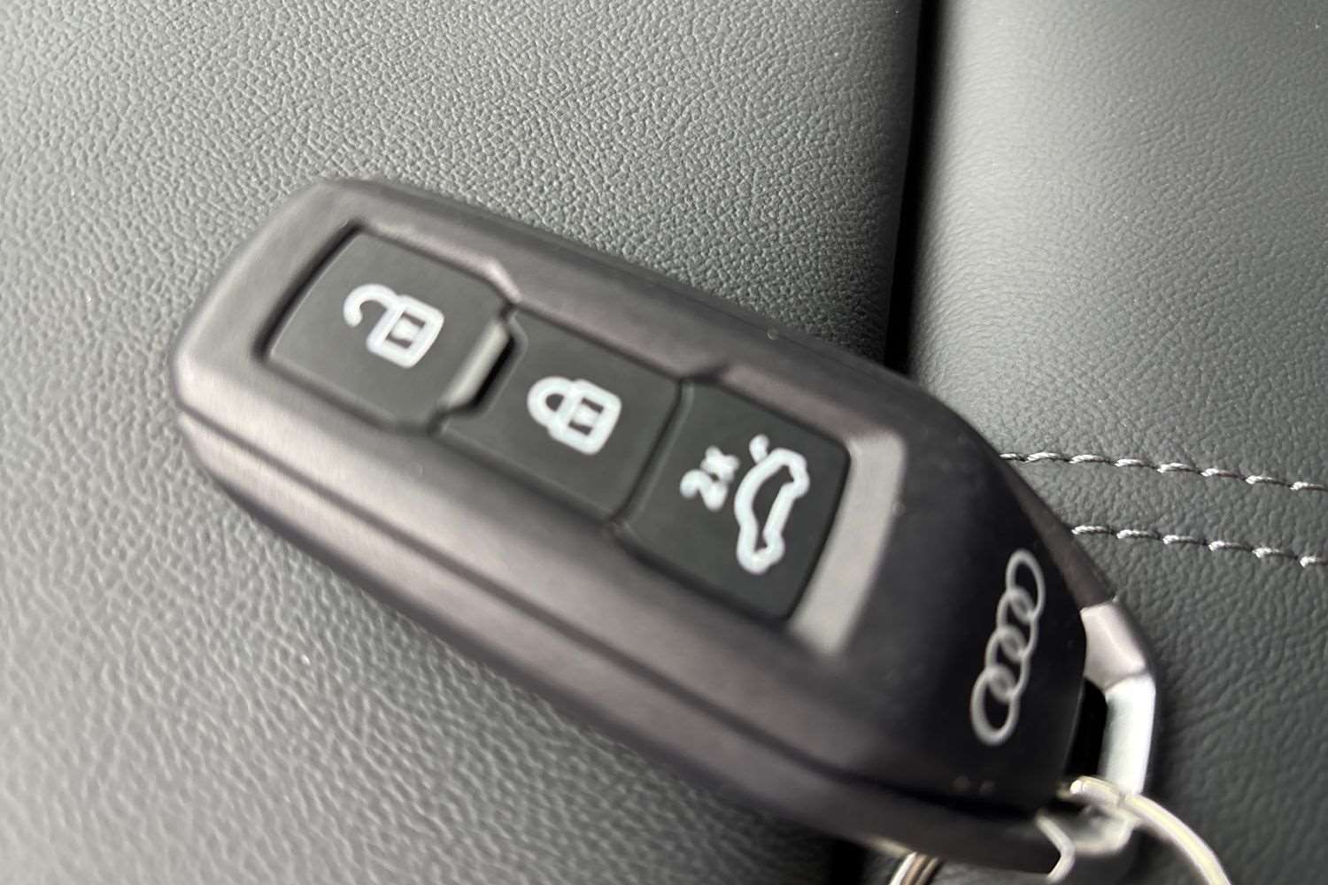 Used Audi Q6 e-tron 2025 for sale - 76692158: Photo 25