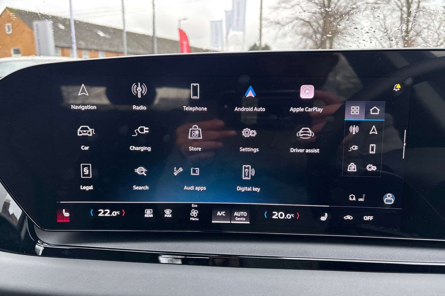 Used Audi Q6 e-tron 2025 for sale - 76692158: Photo 27