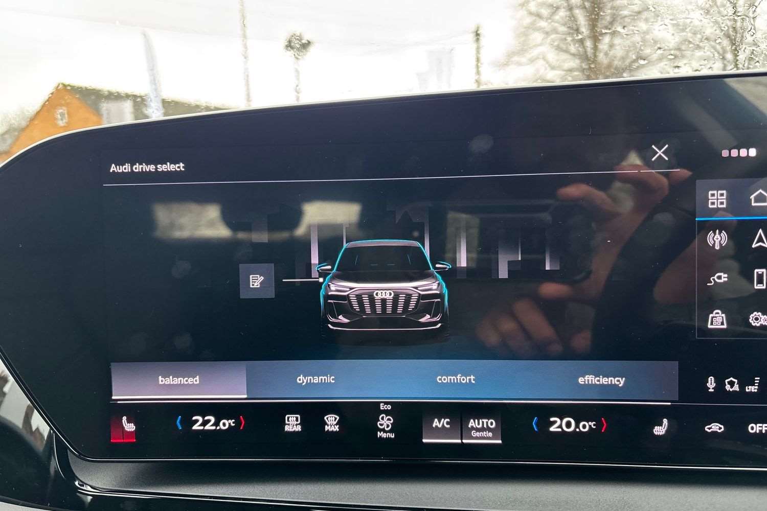 Used Audi Q6 e-tron 2025 for sale - 76692158: Photo 30