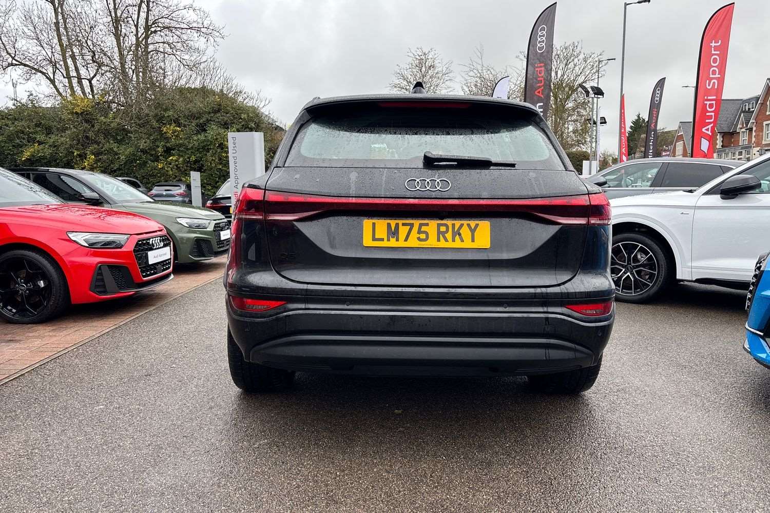 Used Audi Q6 e-tron 2025 for sale - 76692158: Photo 31