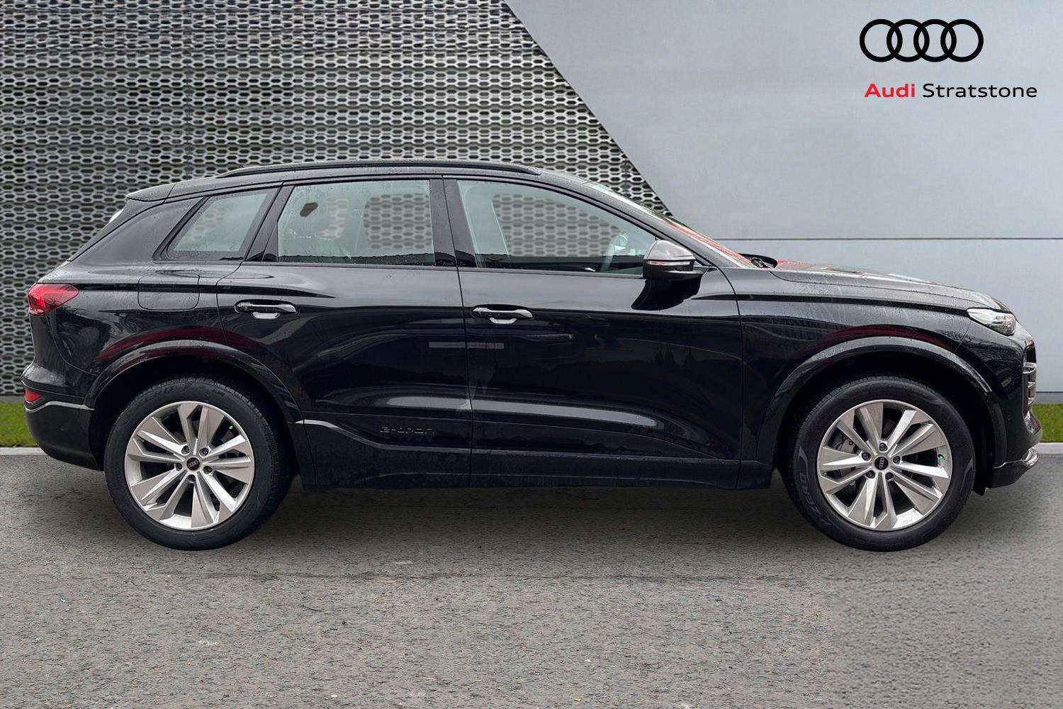 Used Audi Q6 e-tron 2025 for sale - 76692158: Photo 4