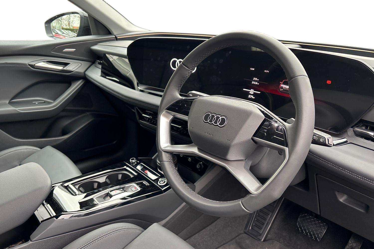 Used Audi Q6 e-tron 2025 for sale - 76692158: Photo 6