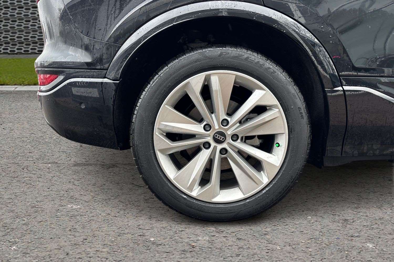 Used Audi Q6 e-tron 2025 for sale - 76692158: Photo 9