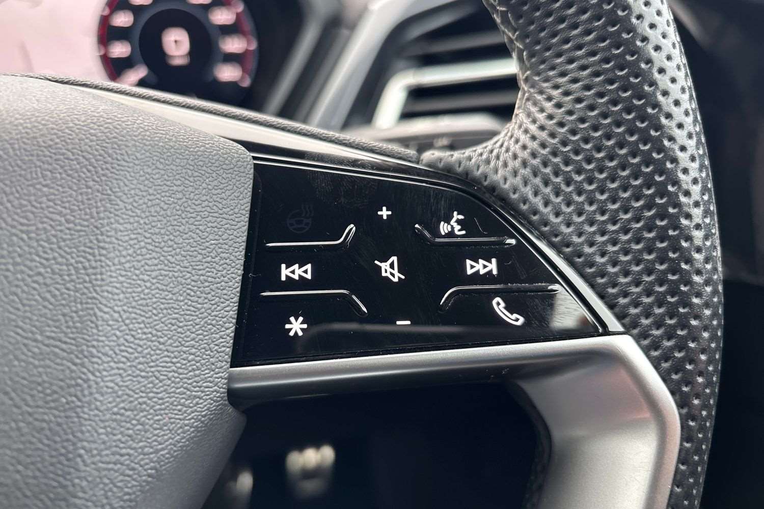 Used Audi Q4 e-tron 2023 for sale - 78129777: Photo 17