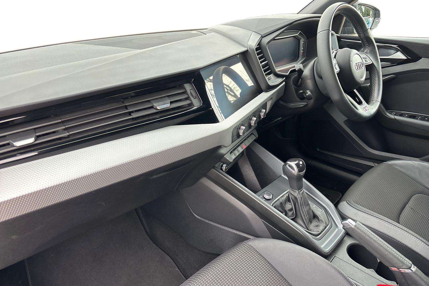 Used Audi A1 2023 for sale - 78119097: Photo 2