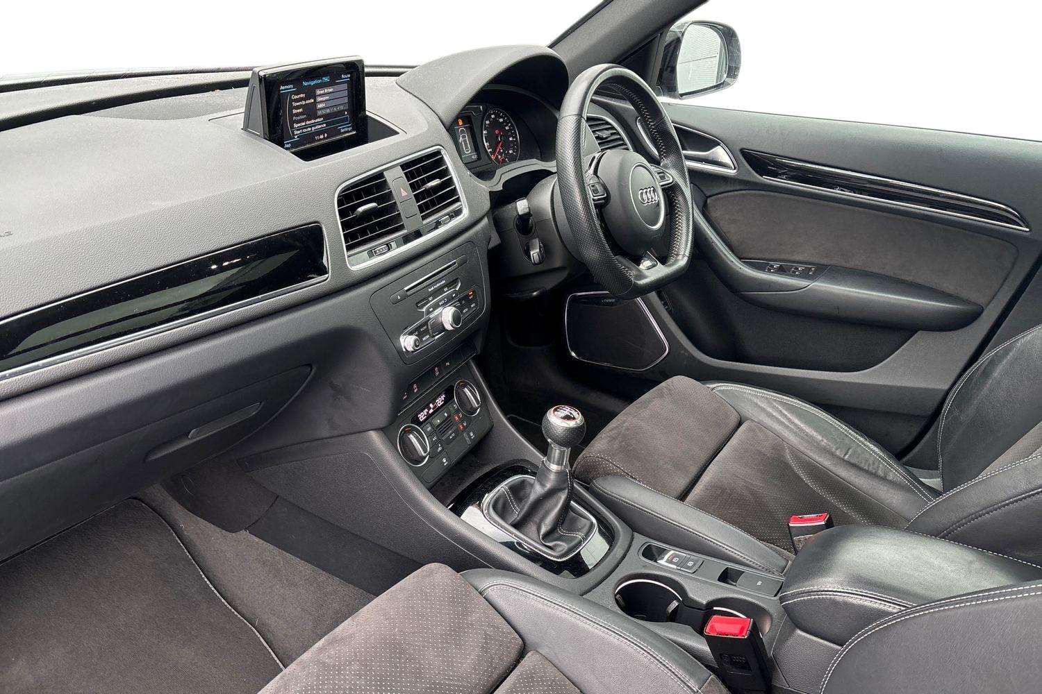 Used Audi Q3 2018 for sale - 78060192: Photo 2