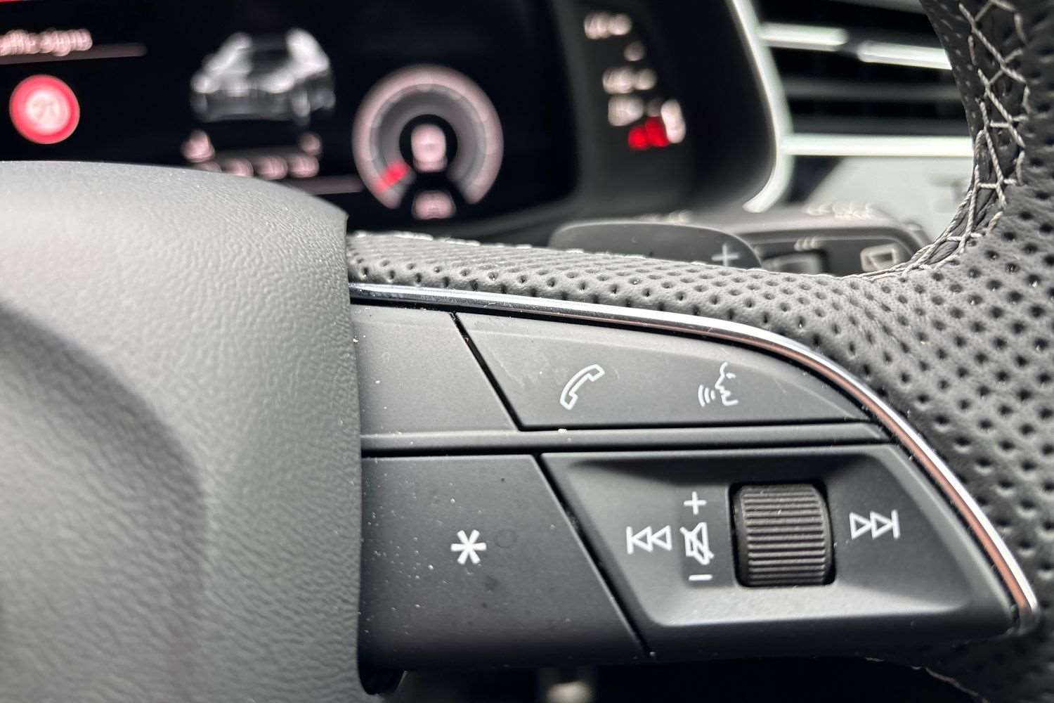 Used Audi Q7 2023 for sale - 77294311: Photo 17