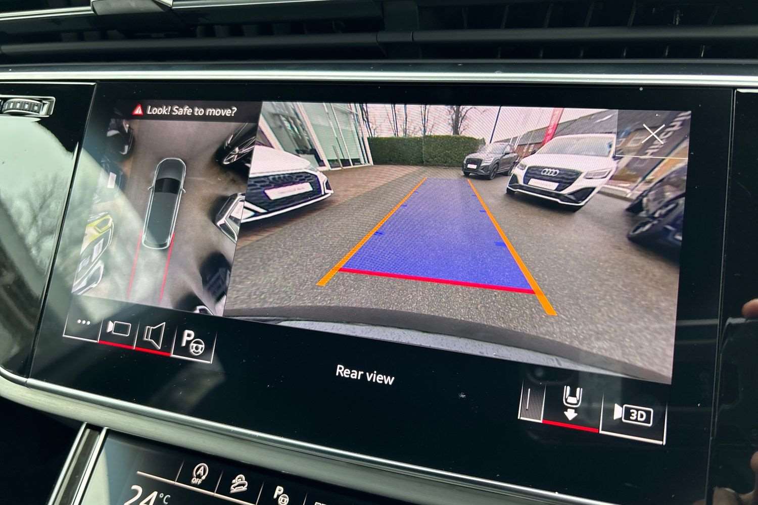 Used Audi Q7 2023 for sale - 77294311: Photo 26