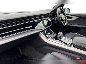 Used Audi Q7 2023 for sale - 77294311: Photo