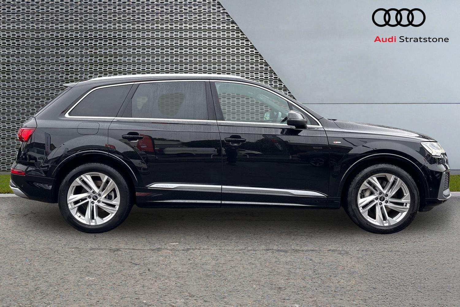 Used Audi Q7 2023 for sale - 77294311: Photo 4