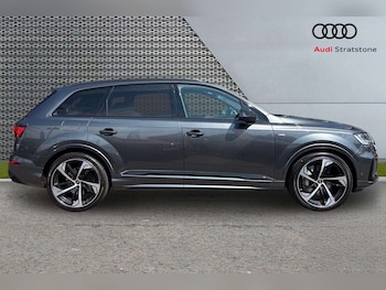 Used Audi Q7 2024 for sale - 79545054: Photo