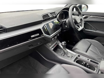 Used Audi Q3 2024 for sale - 74960722: Photo