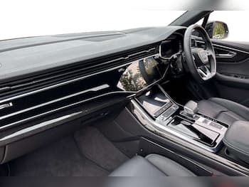 Used Audi Q7 2024 for sale - 79810669: Photo