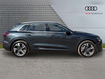 Used Audi Q8 2024 for sale - 79455673: Photo