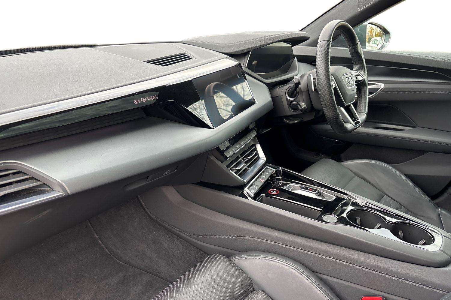 Used Audi e-tron GT 2022 for sale - 76475864: Photo 2