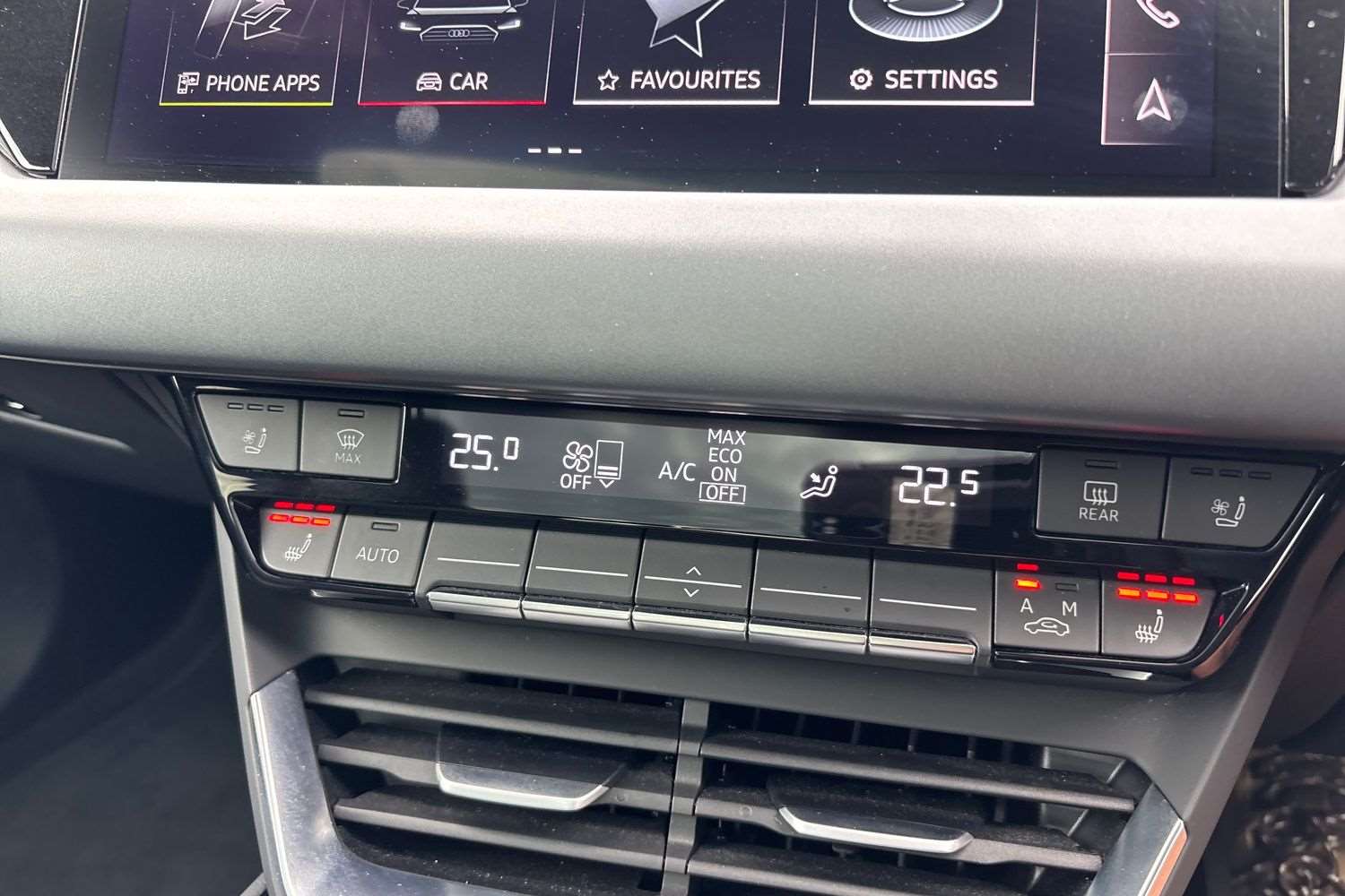 Used Audi e-tron GT 2022 for sale - 76475864: Photo 28