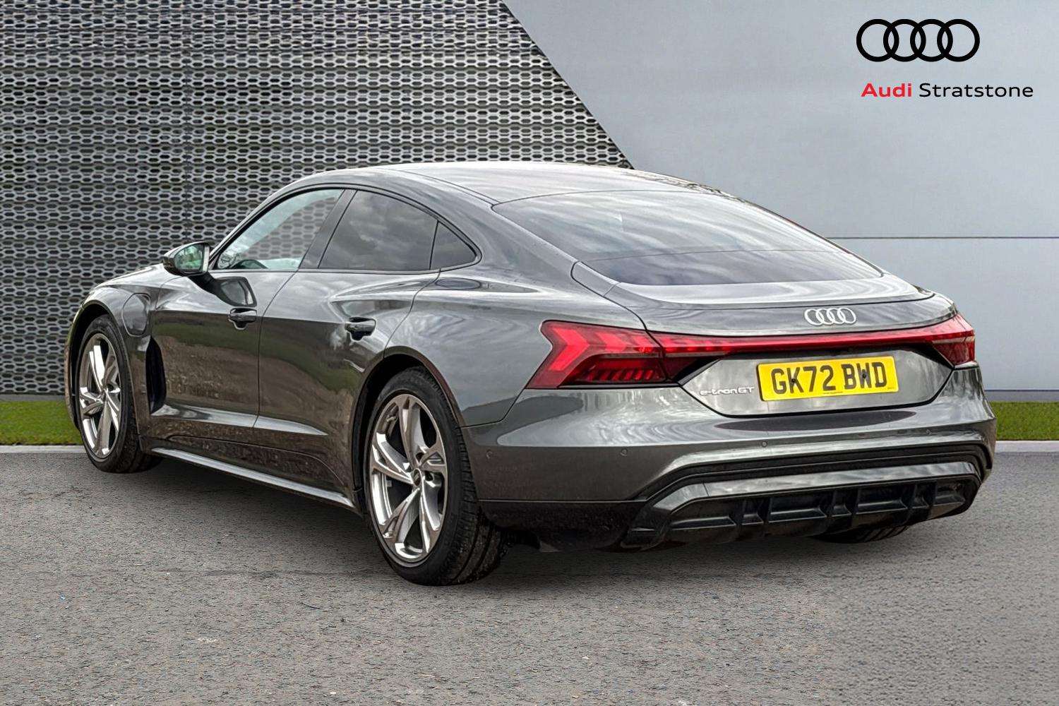 Used Audi e-tron GT 2022 for sale - 76475864: Photo 3