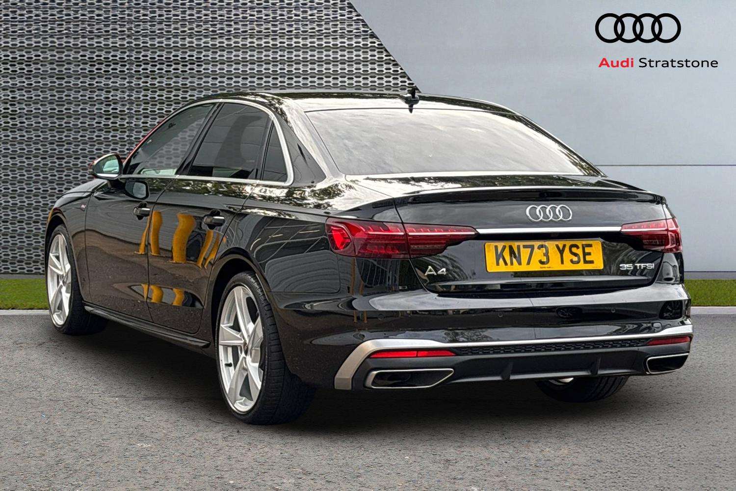 Used Audi A4 2023 for sale - 76100597: Photo 3