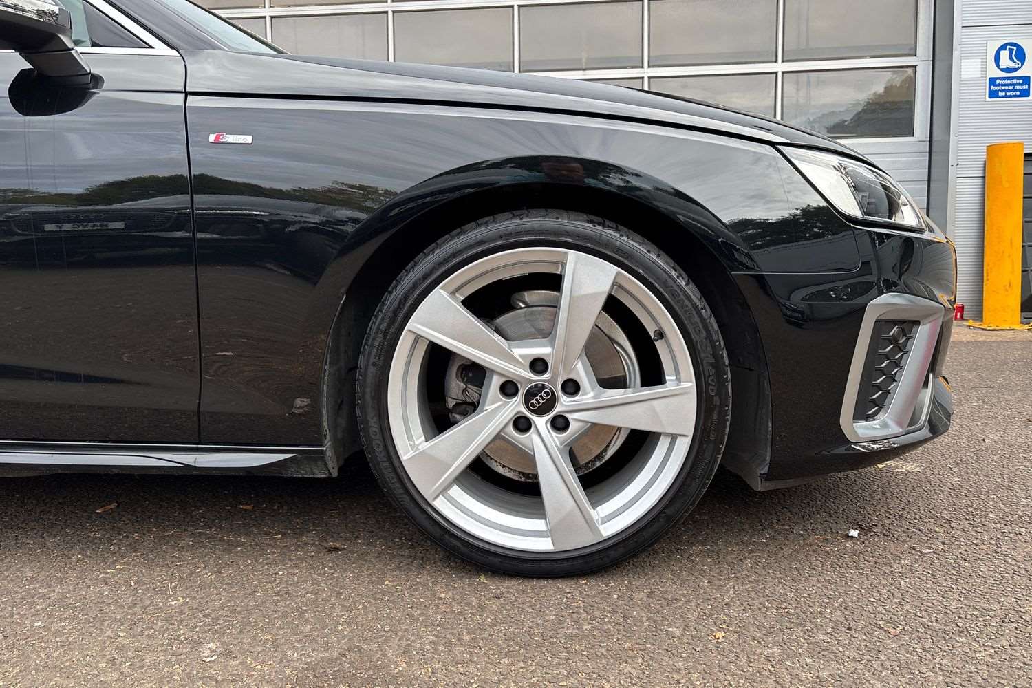 Used Audi A4 2023 for sale - 76100597: Photo 5