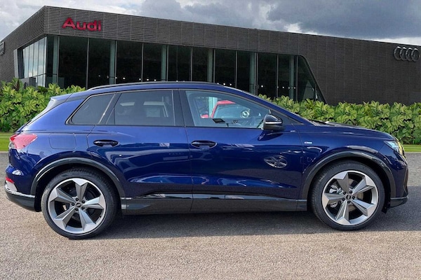 Used Audi Q4 e-tron 2025 for sale - 76230445: Photo 4