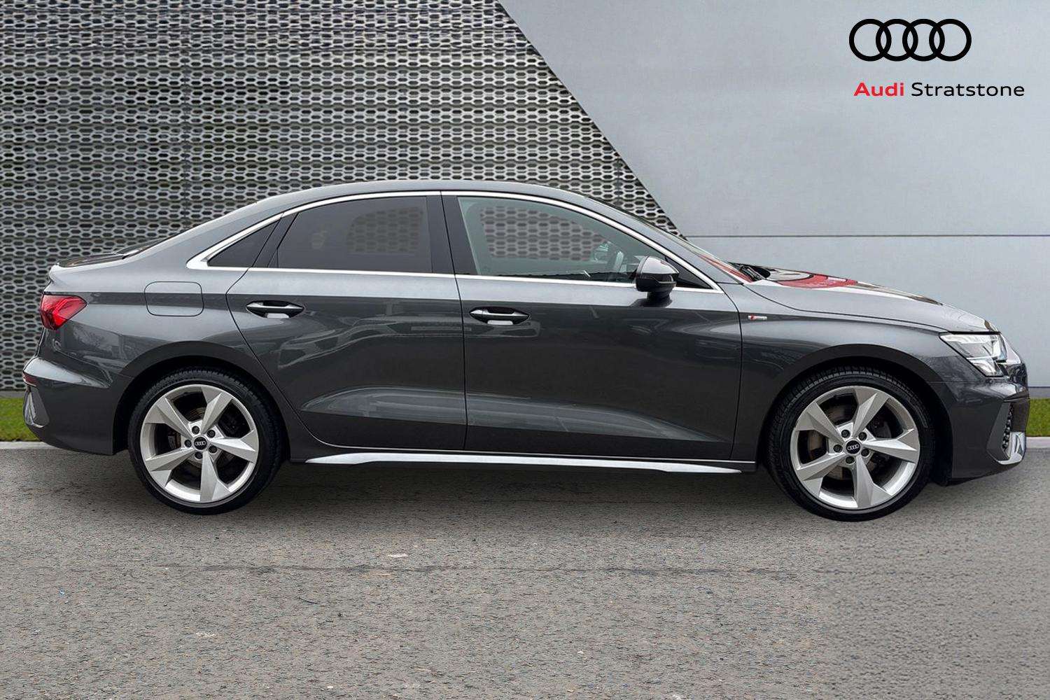 Used Audi A3 2021 for sale - 77756650: Photo 4