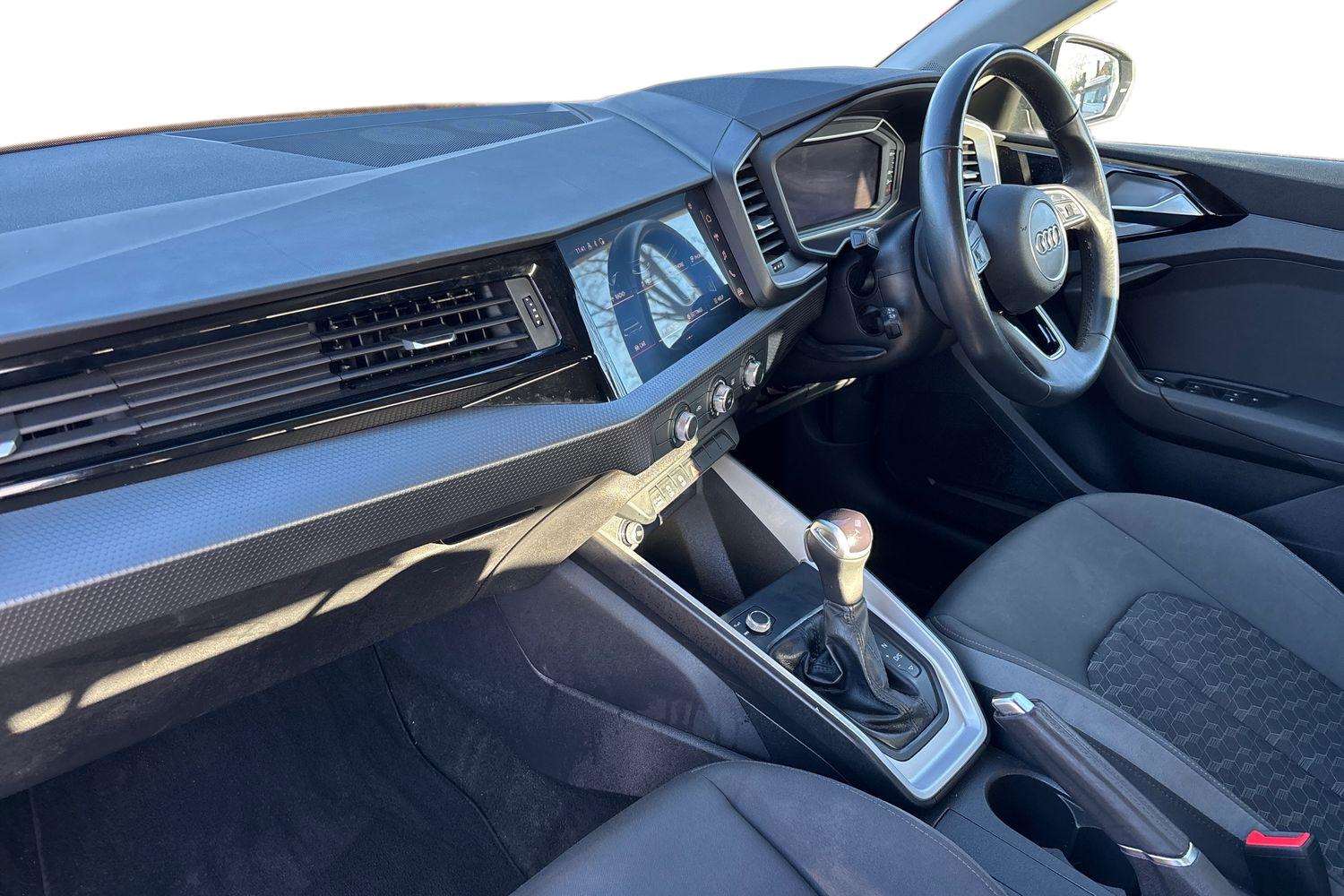 Used Audi A1 2022 for sale - 76789312: Photo 2