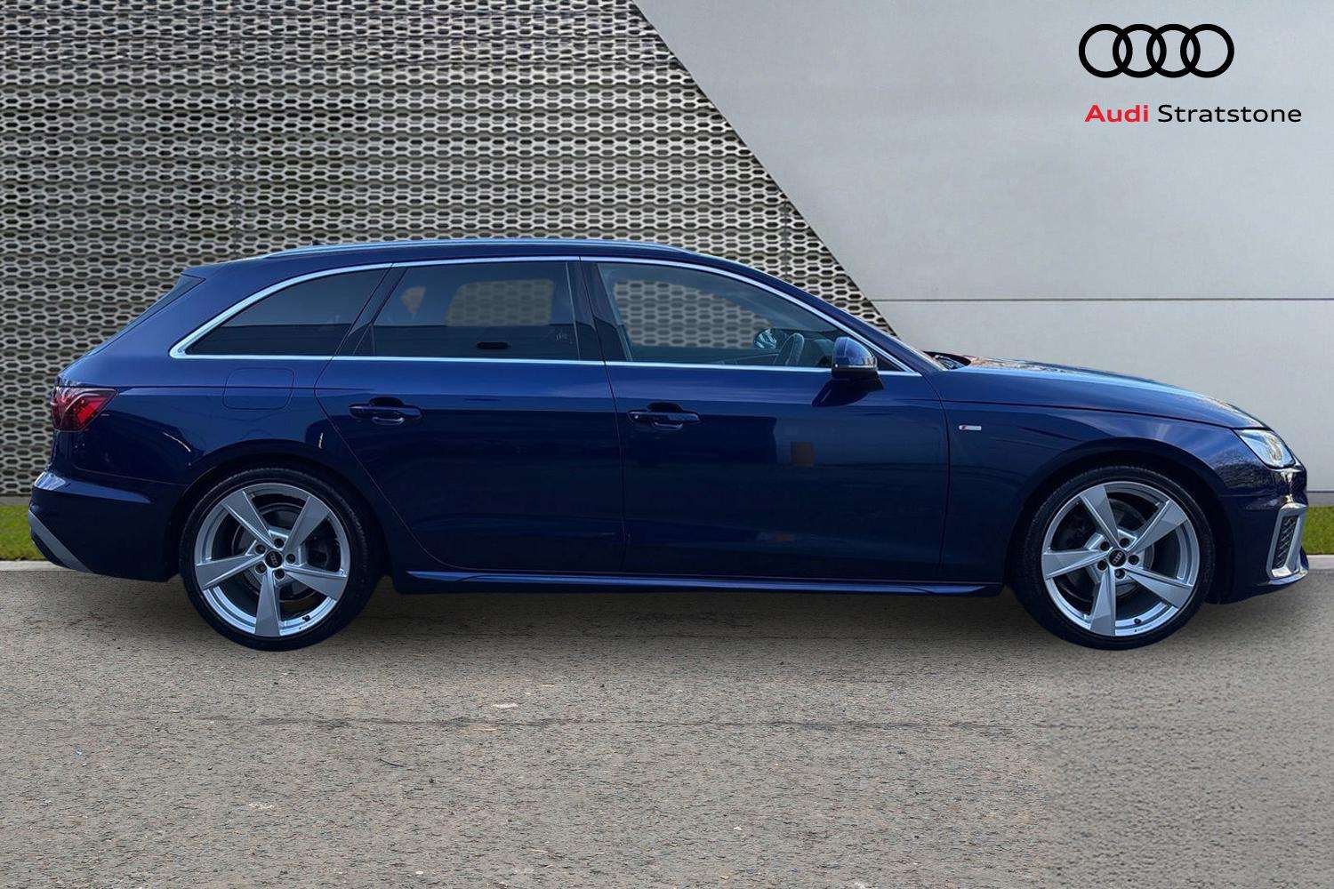 Used Audi A4 2023 for sale - 78104176: Photo 4