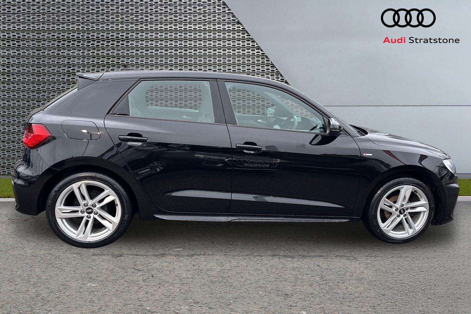 Used Audi A1 2023 for sale - 77429180: Photo 4