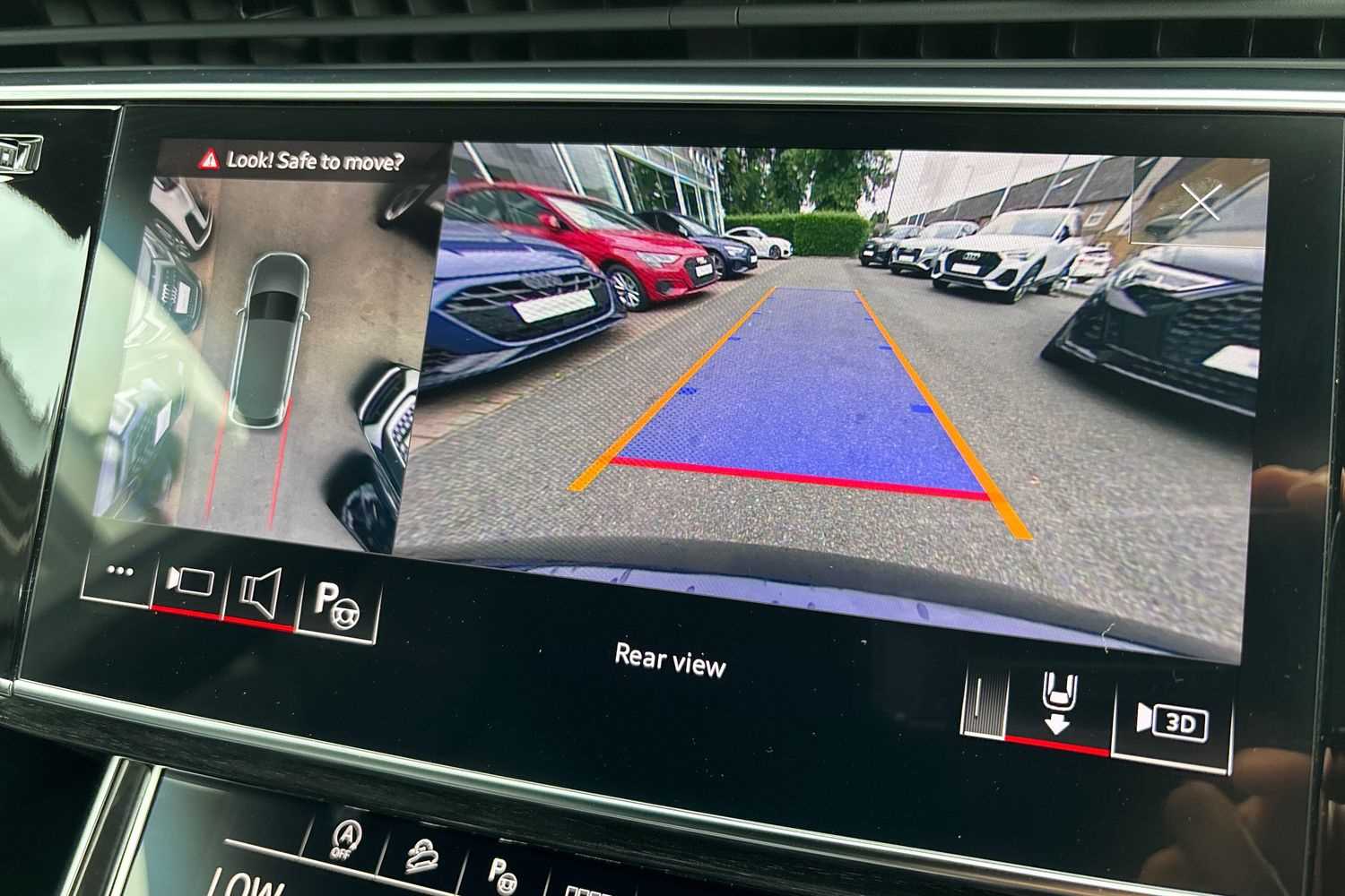 Used Audi Q7 2022 for sale - 76648821: Photo 13