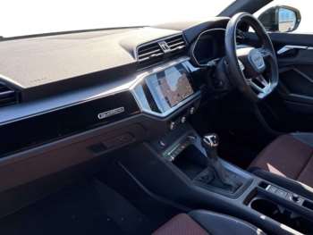 Used Audi Q3 2022 for sale - 74716571: Photo