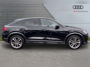 Used Audi Q3 2023 for sale - 78564508: Photo
