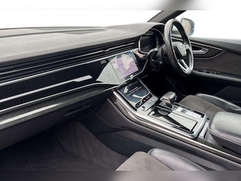 Used Audi Q8 2019 for sale - 76774208: Photo