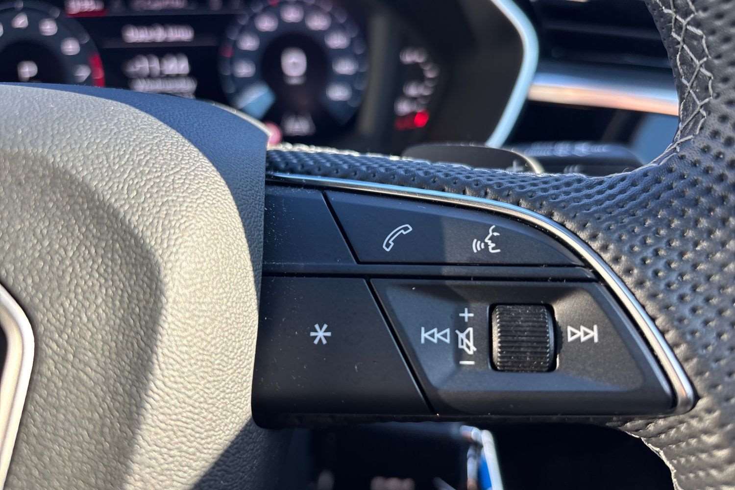 Used Audi Q3 2025 for sale - 76875701: Photo 17