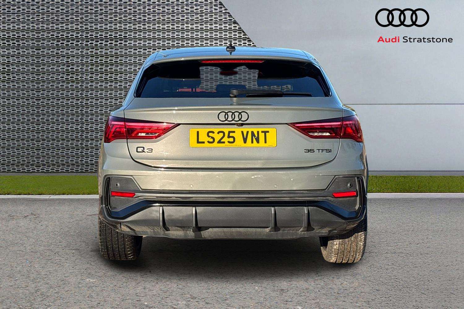 Used Audi Q3 2025 for sale - 76875701: Photo 7