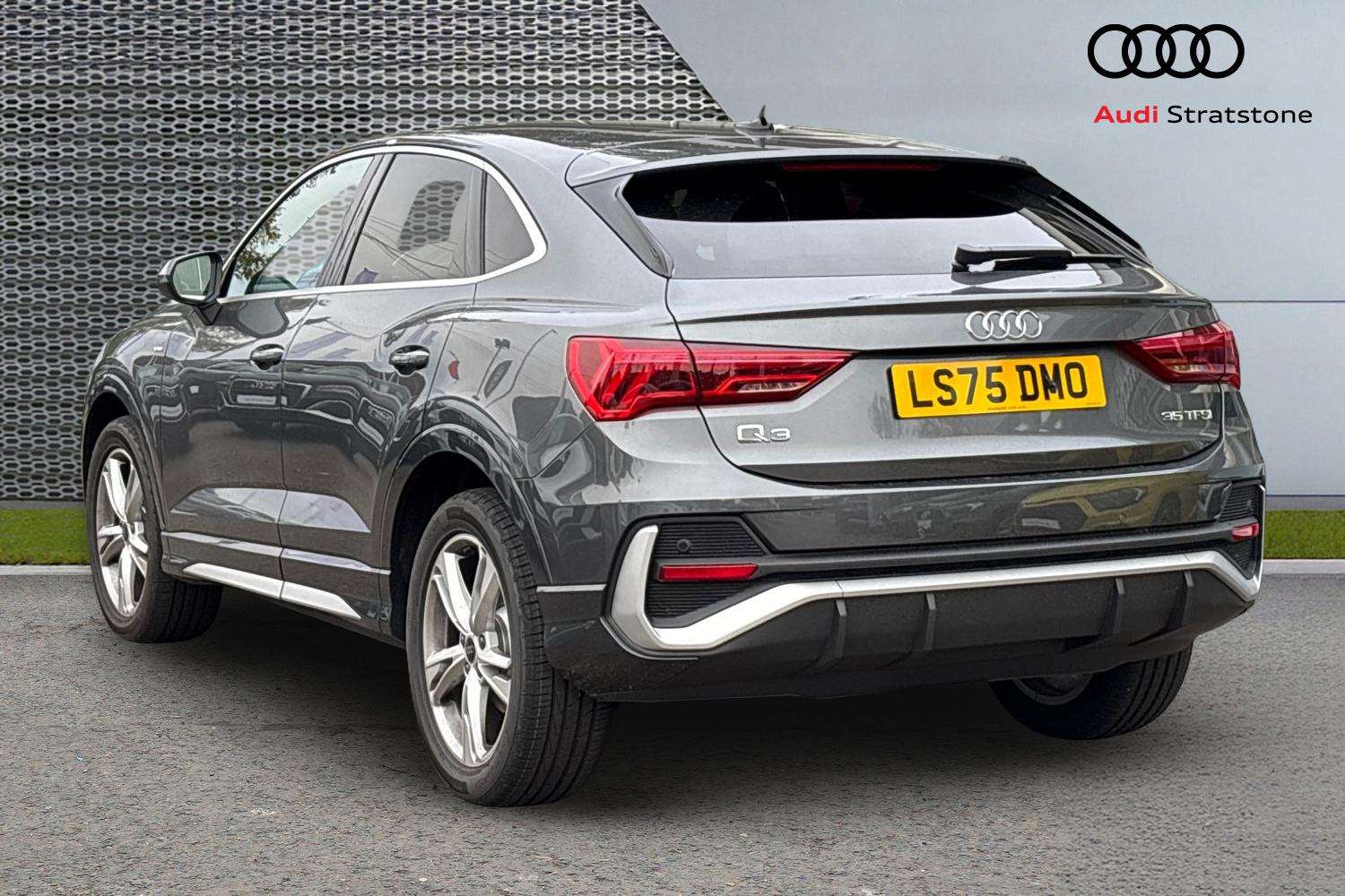 Used Audi Q3 2025 for sale - 76205172: Photo 3