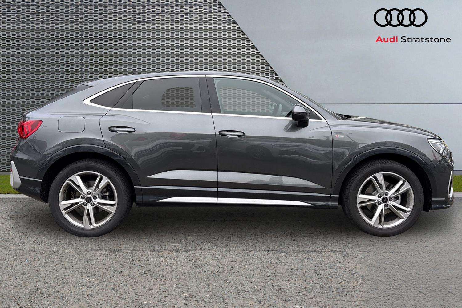 Used Audi Q3 2025 for sale - 76205172: Photo 4