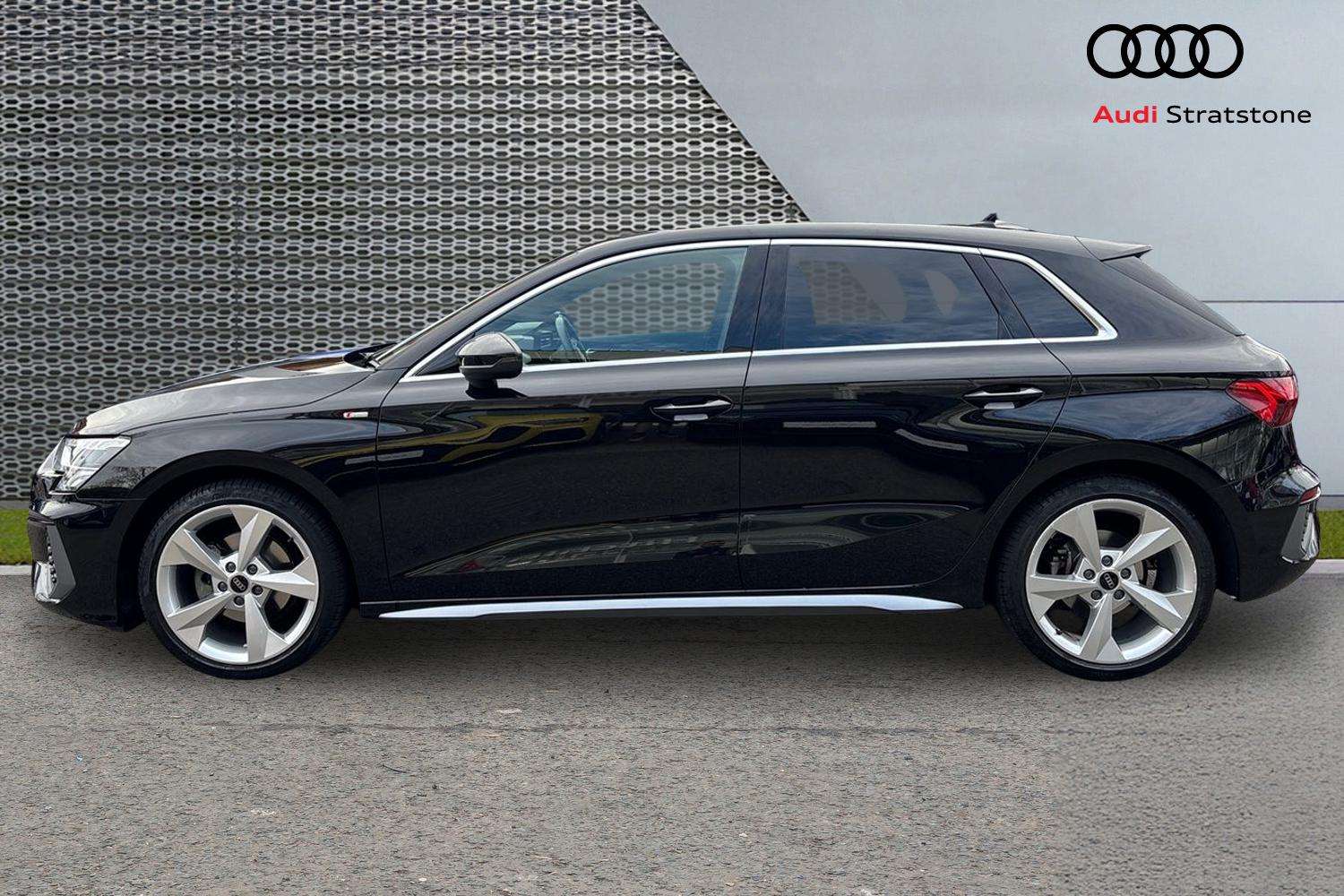 Used Audi A3 2023 for sale - 76488065: Photo 8