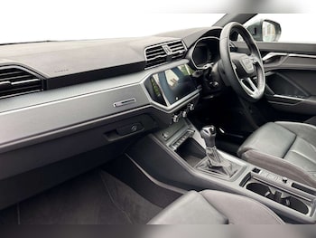 Used Audi Q3 2021 for sale - 77414630: Photo