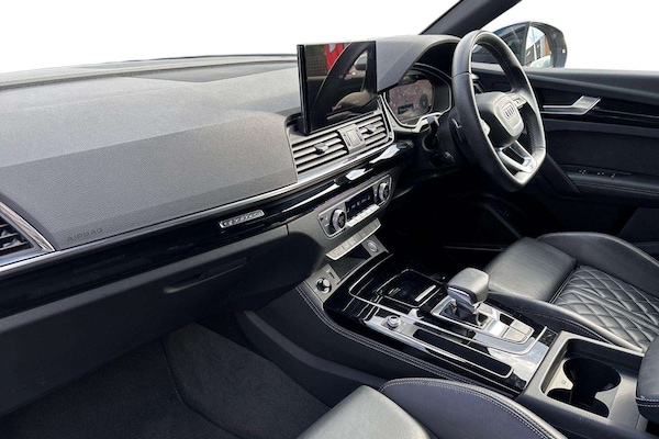 Used Audi Q5 2023 for sale - 76100608: Photo 2