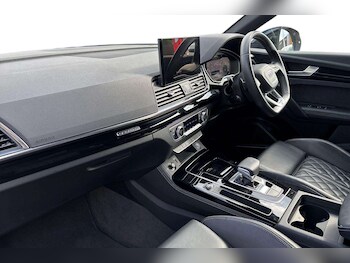 Used Audi Q5 2023 for sale - 76100608: Photo 2