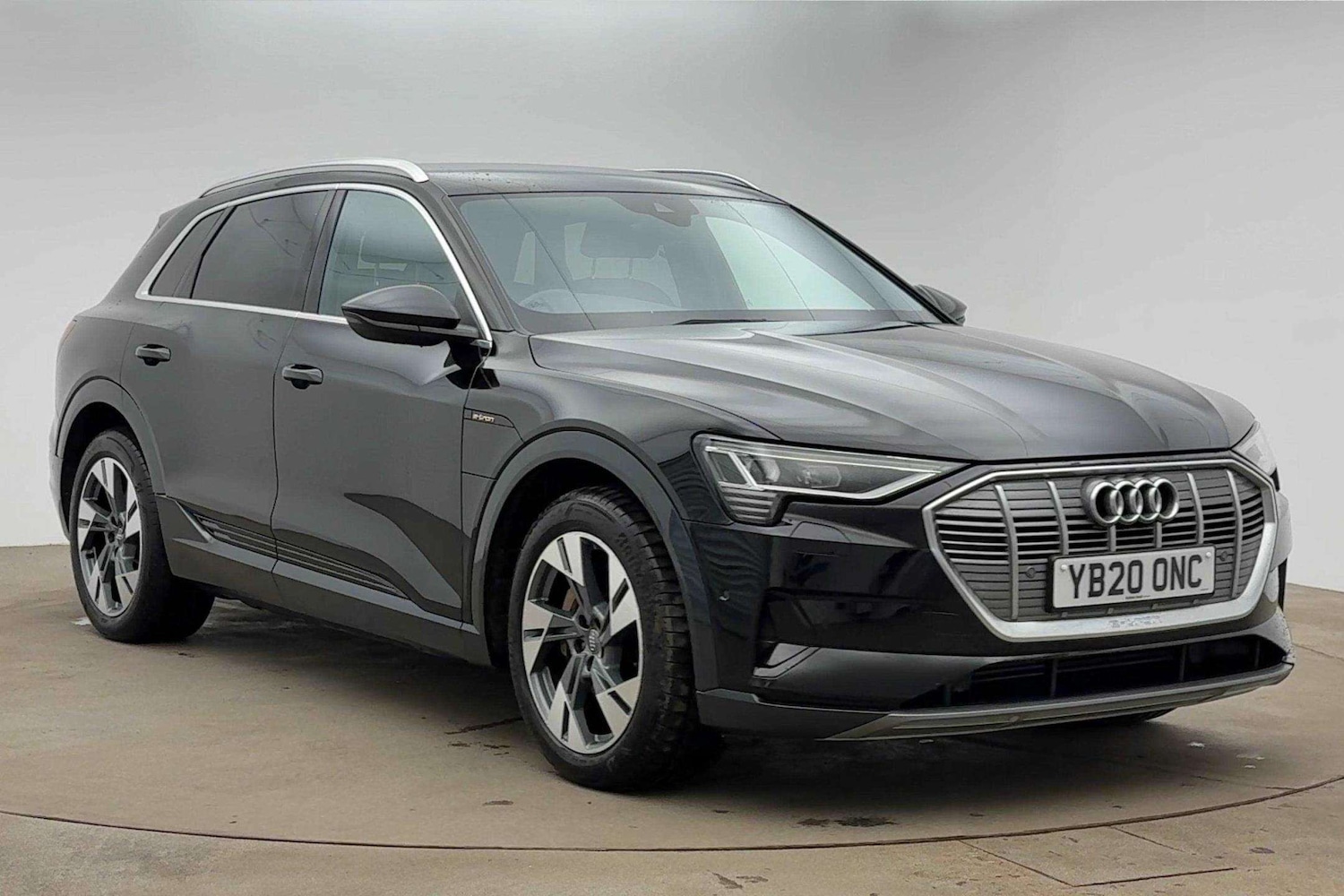 Used Audi e-tron 2020 for sale - 76125888: Photo 1