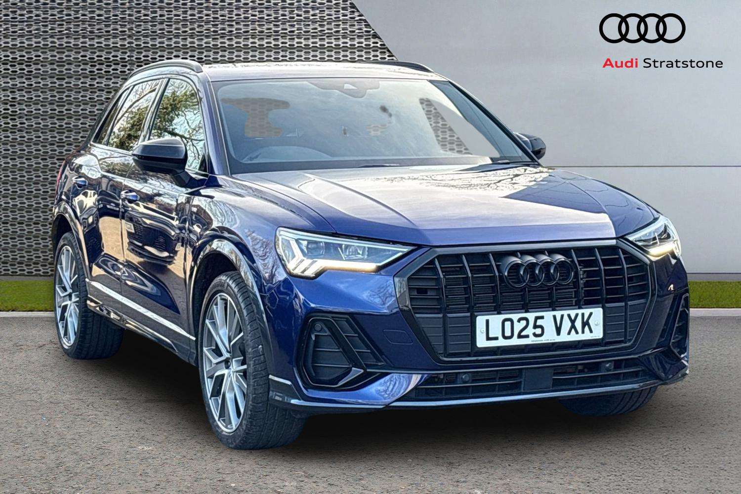 Used Audi Q3 2025 for sale - 77726757: Photo 1