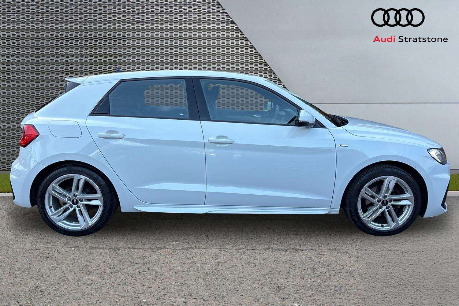 Used Audi A1 2023 for sale - 77726946: Photo 4