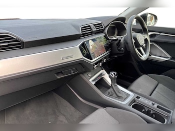Used Audi Q3 2025 for sale - 75555261: Photo